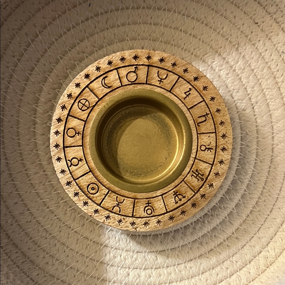 Planets Aligned Loose Incense Holder,from gods provisions box,December 2023 NWOT